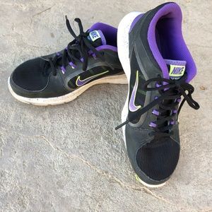 Nike Women’s workout shoe size 7.5